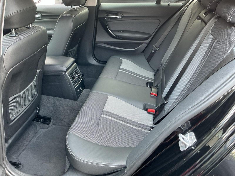 BMW 118 i Steptronic Urban Line LED NAVI SHZ PDC RFK — photo 11