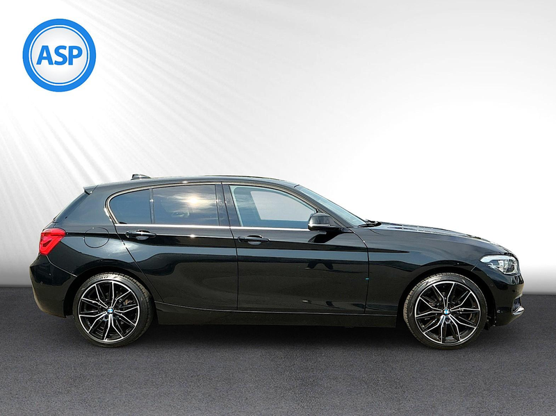 BMW 118 i Steptronic Urban Line LED NAVI SHZ PDC RFK — photo 4