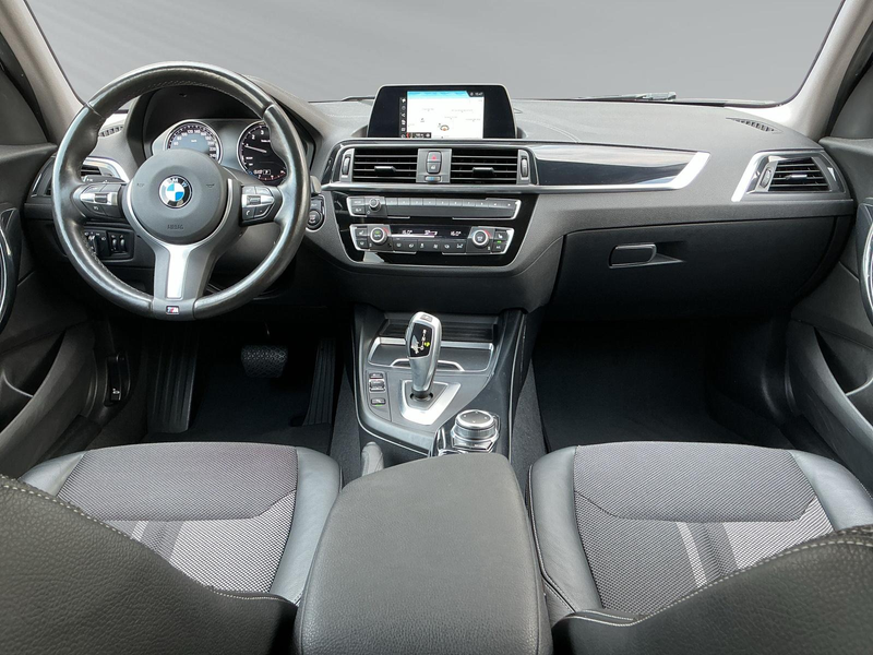 BMW 118 i Steptronic Urban Line LED NAVI SHZ PDC RFK — photo 13