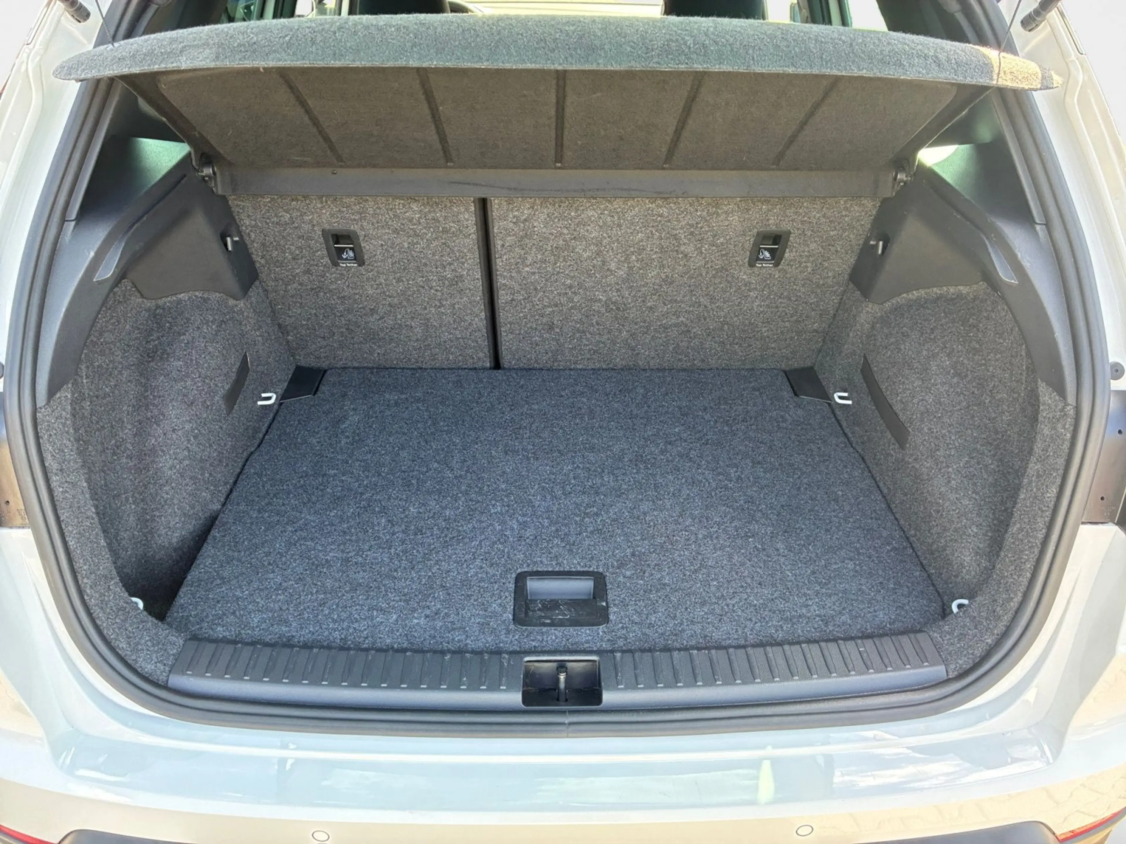SEAT Arona FR 1.0 TSI 6-Gang Navi Full Link GJR ACC L — photo 16
