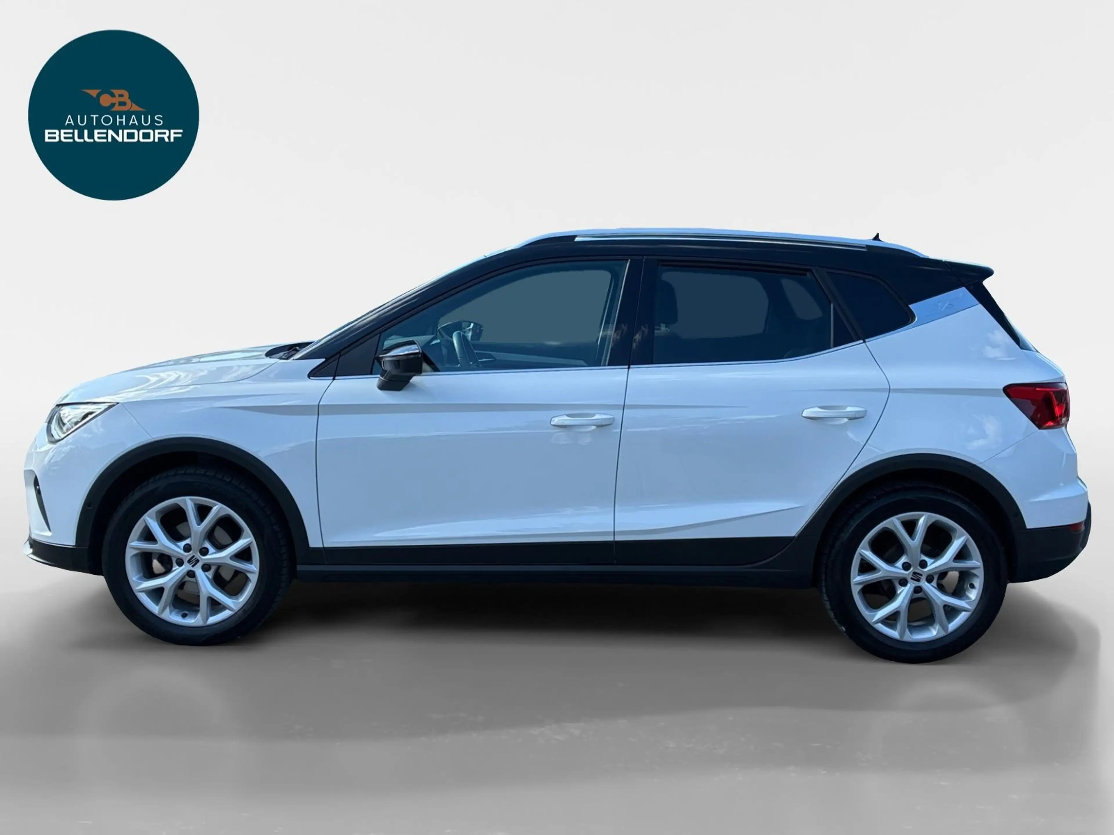SEAT Arona FR 1.0 TSI 6-Gang Navi Full Link GJR ACC L — photo 2