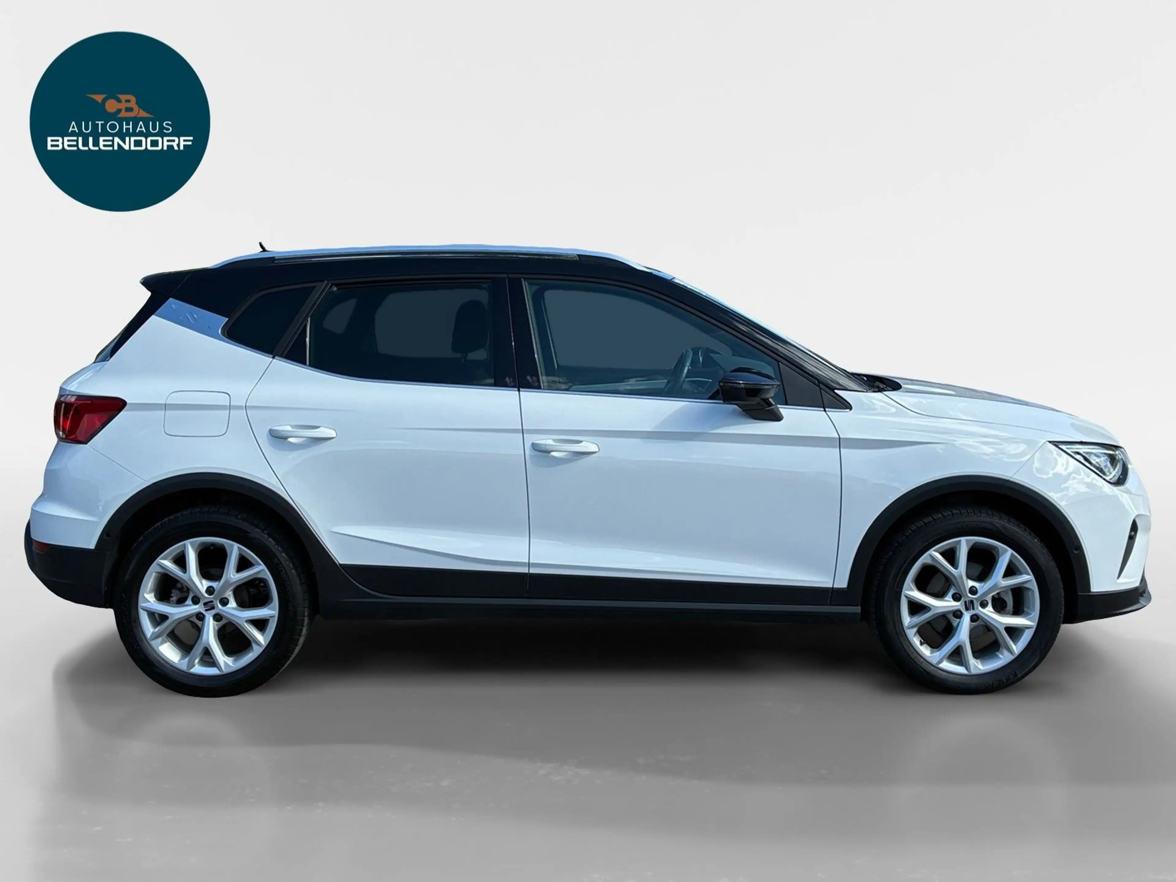SEAT Arona FR 1.0 TSI 6-Gang Navi Full Link GJR ACC L — photo 6