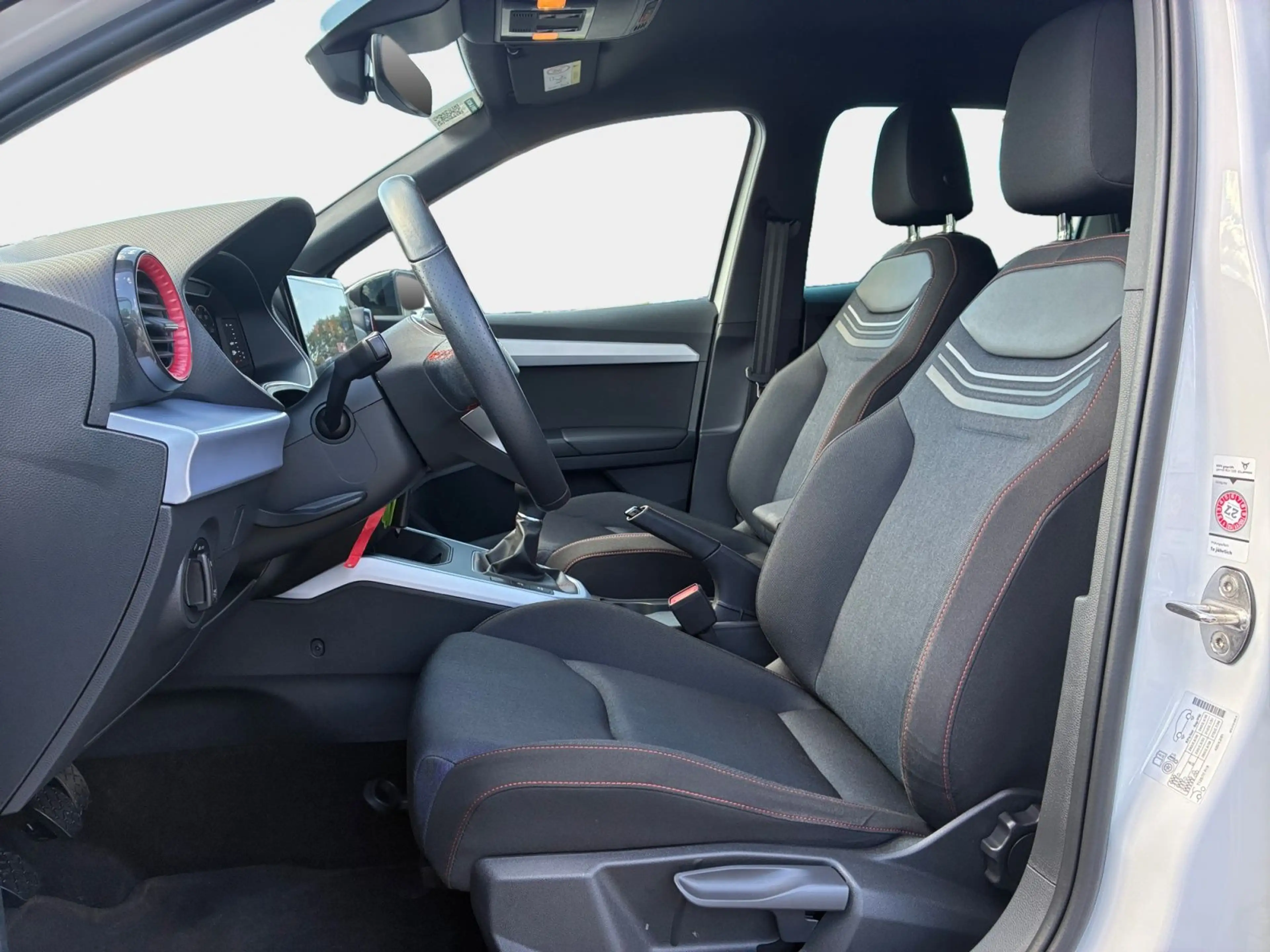 SEAT Arona FR 1.0 TSI 6-Gang Navi Full Link GJR ACC L — photo 9