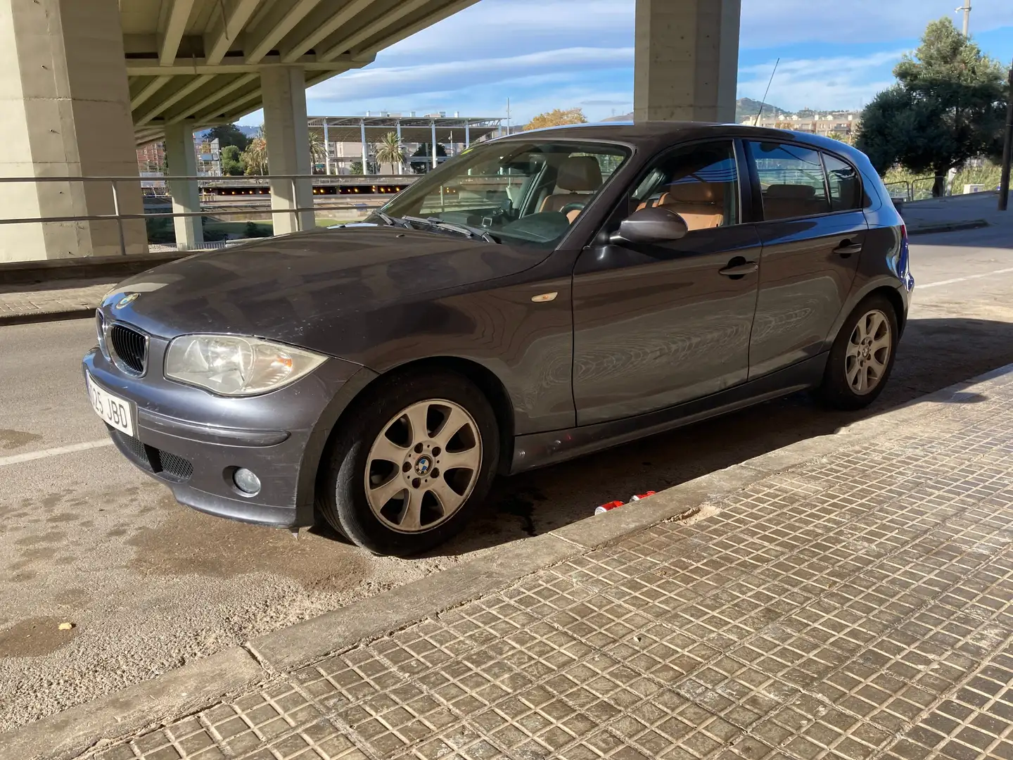 BMW 120 120d Aut. - 1