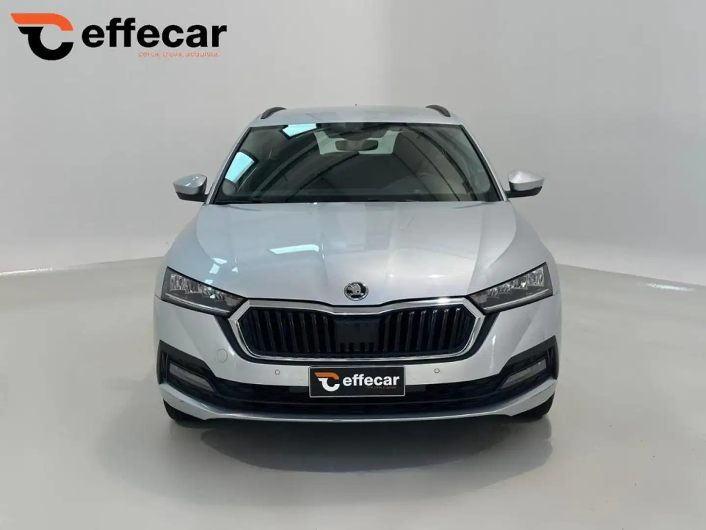 Skoda Octavia 2.0 TDI EVO SCR 150 CV DSG Wagon Executive Silber - 2