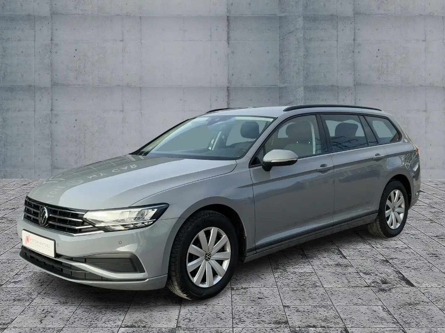 Volkswagen Passat Variant 1.5 TSI DSG LED+NAVI+ACC+SHZ+RFK Grau - 2