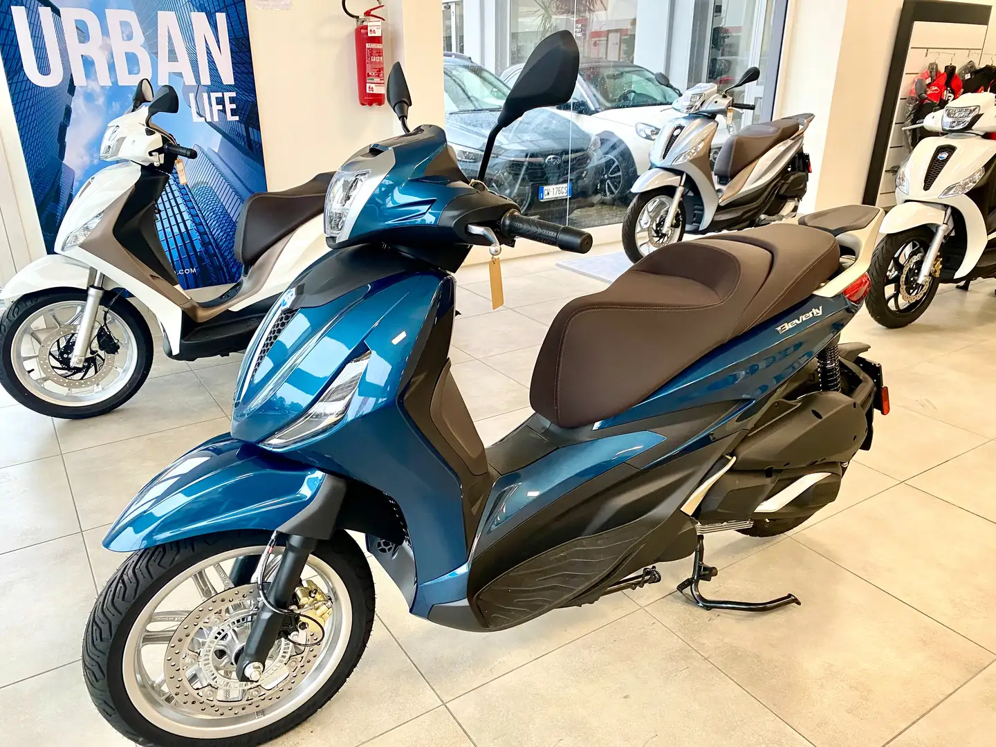 Piaggio Beverly 300 BLU OXIGEN Bleu - 1