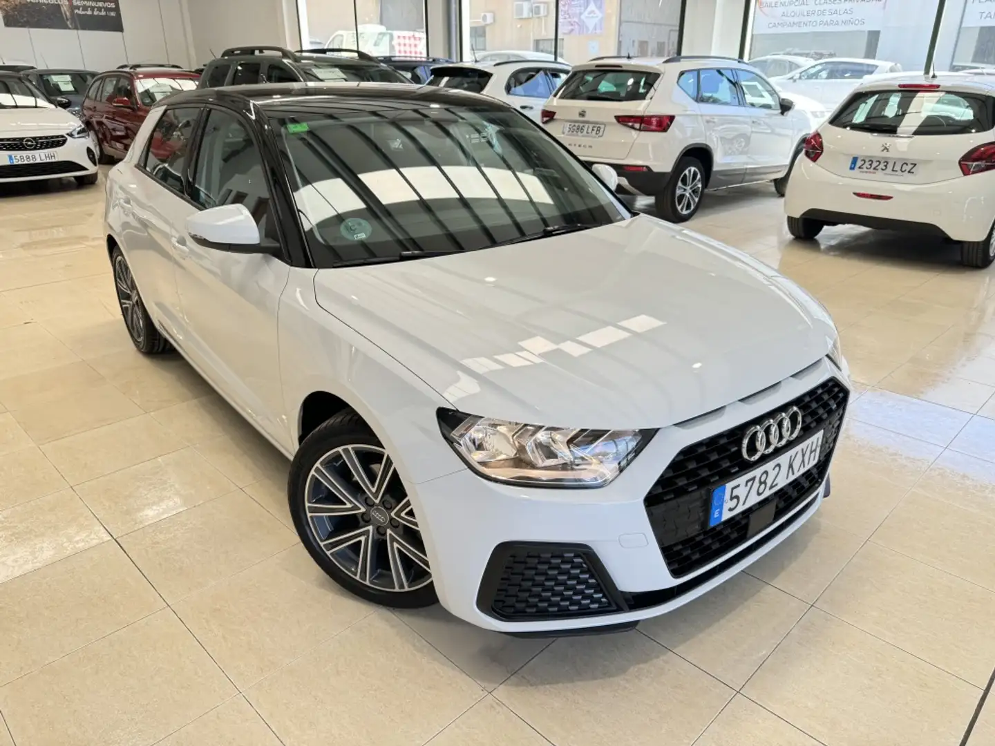 Audi A1 Sportback 30 TFSI Epic edition Blanc - 2