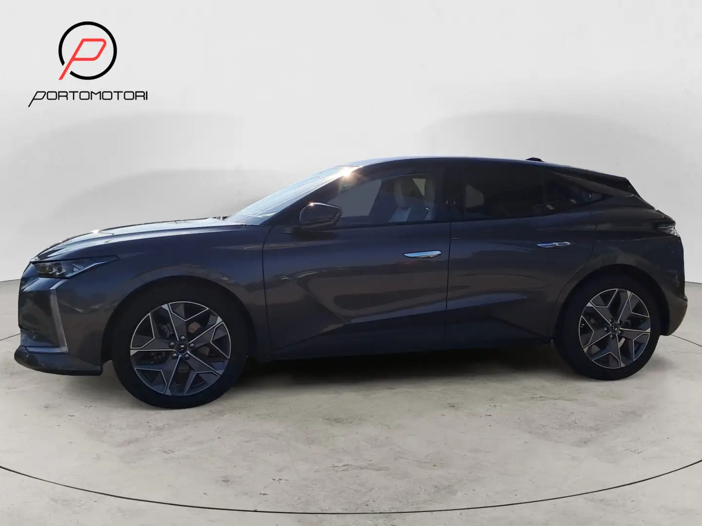 DS Automobiles DS 4 Crossback 4 BlueHDi 130 aut. Esprit de Voyage Gris - 2