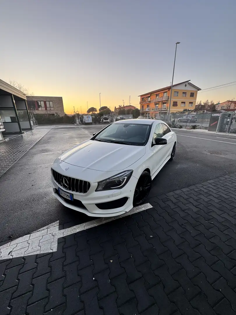 Mercedes-Benz CLA 200 Sport - 2