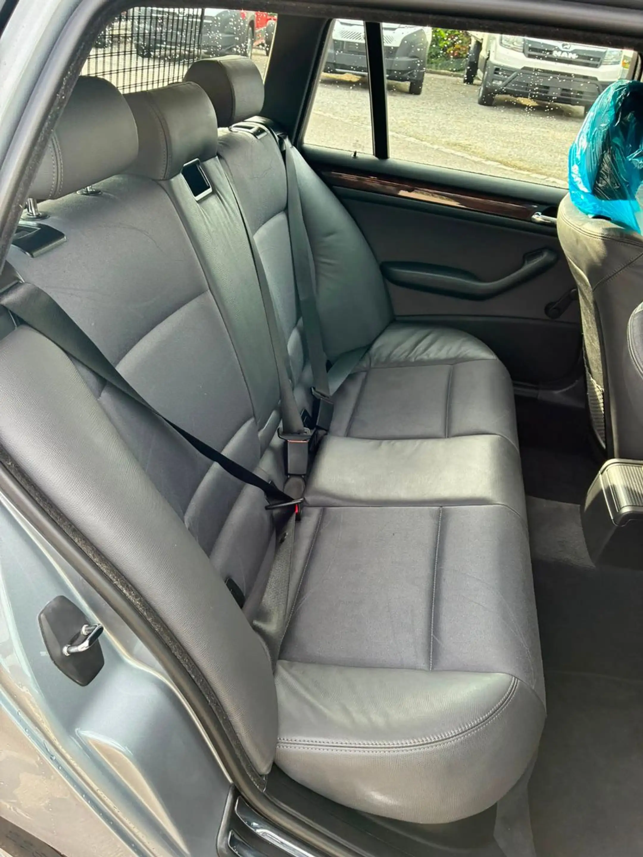 BMW 325 xi touring E46 *Klimaautomatik*Xenon*GSD*LM — photo 12