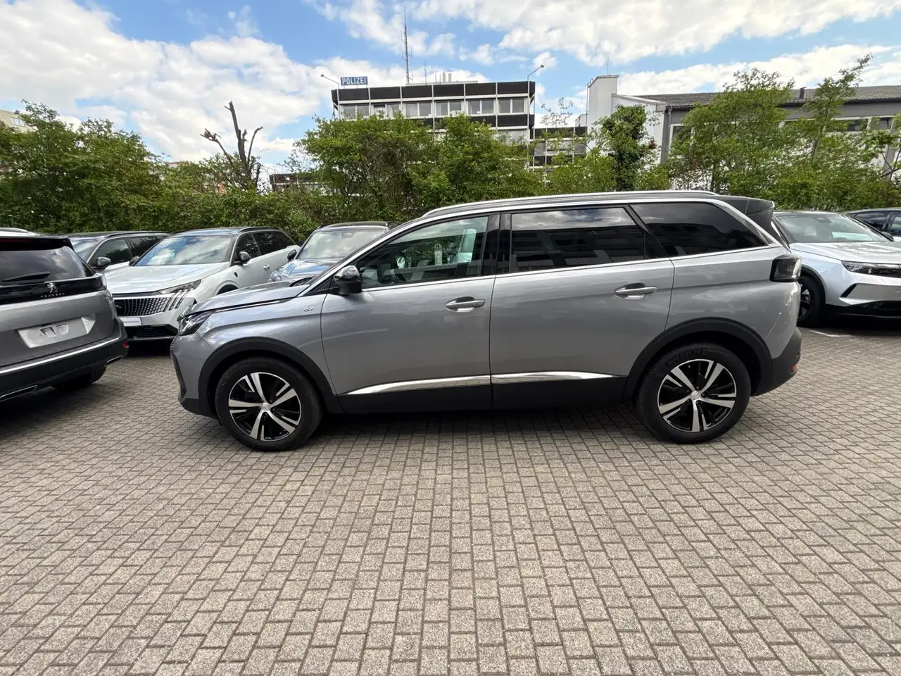 Peugeot 5008 1.2 PureTech GT EAT8 7-Si+Navi+SHZ+R-Kam+DAB+ 21