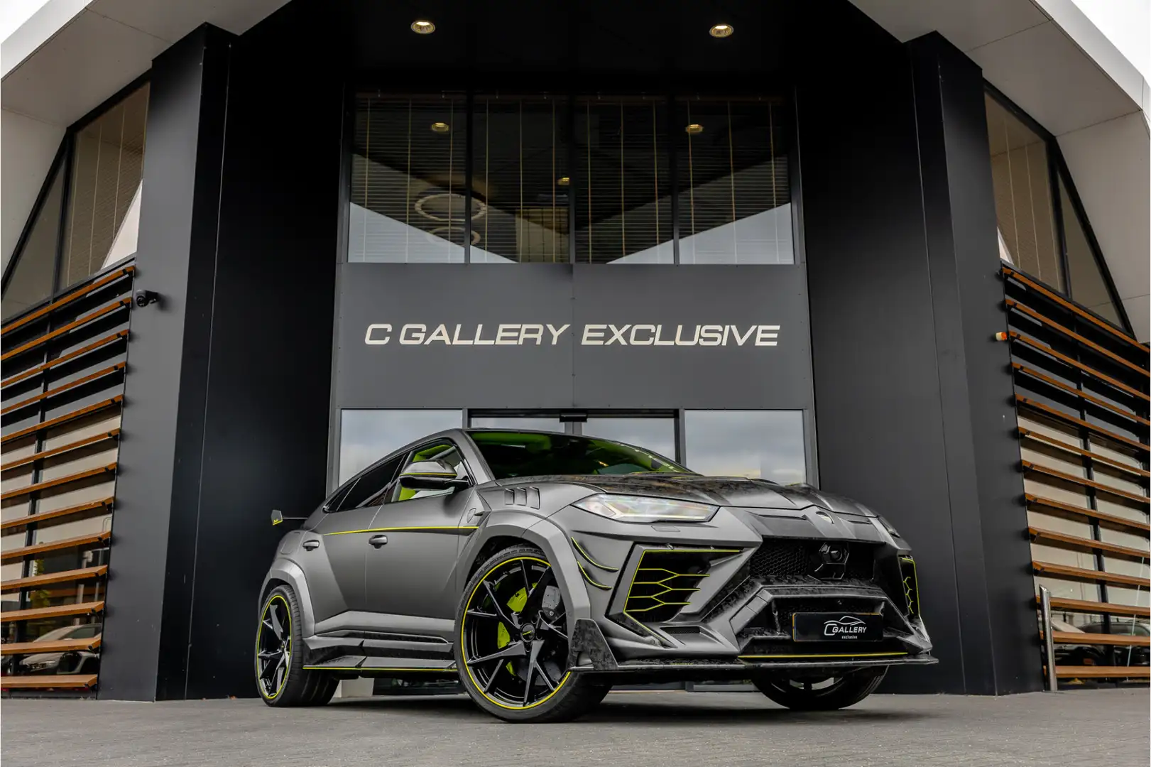 lamborghini urus