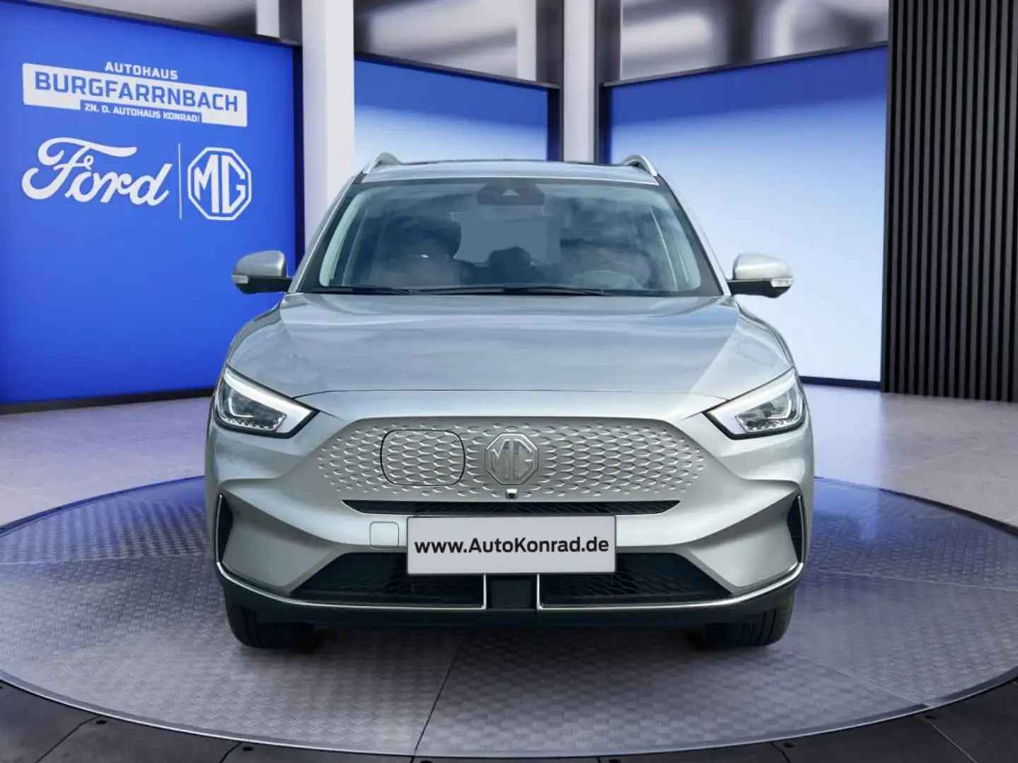 MG ZS EV Standard Luxury *360° Kamera*LED*ACC*Pano* Argent - 2