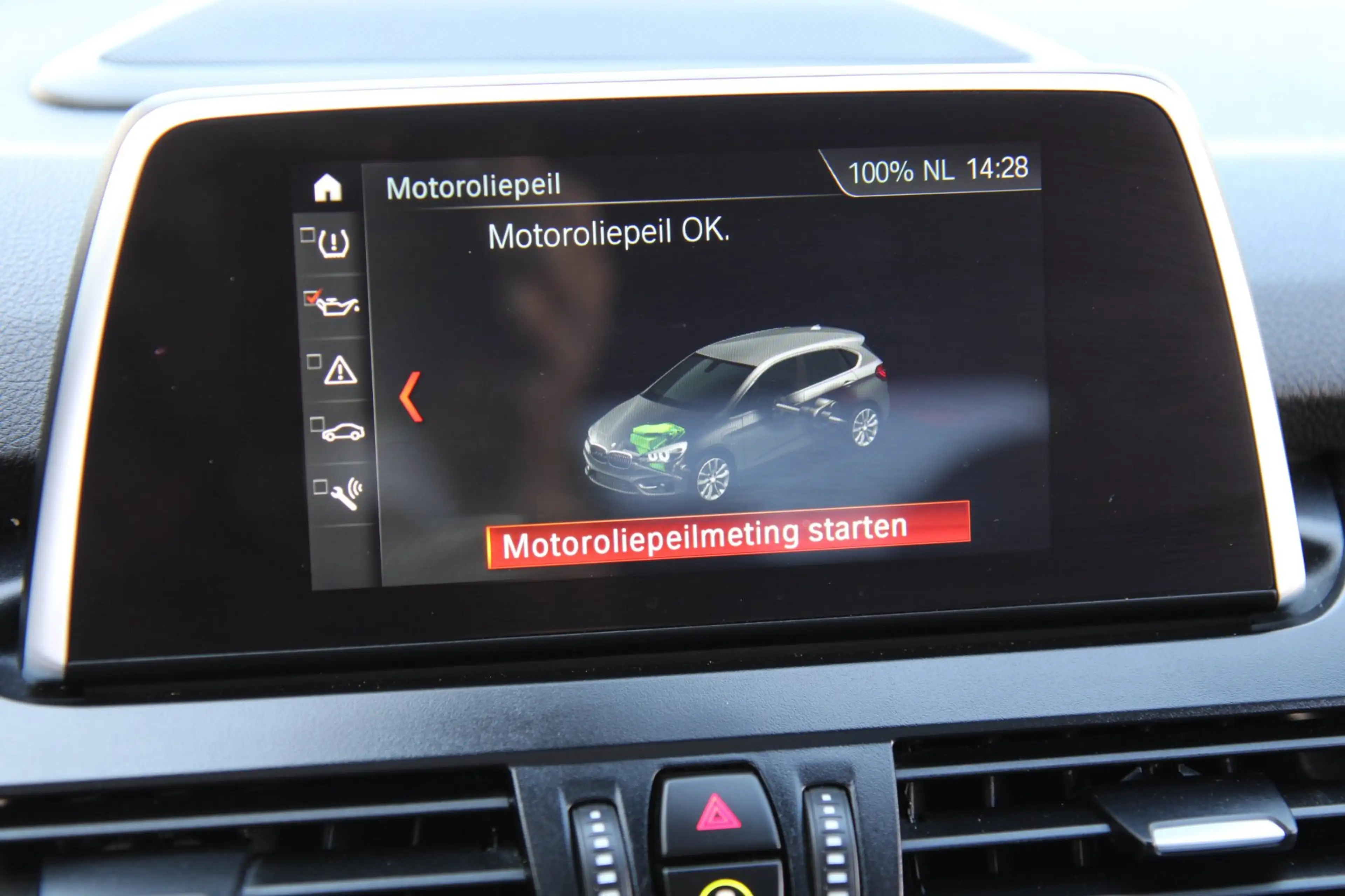 BMW 225 2-serie Active Tourer 225xe iPerformance Pano Came — photo 26