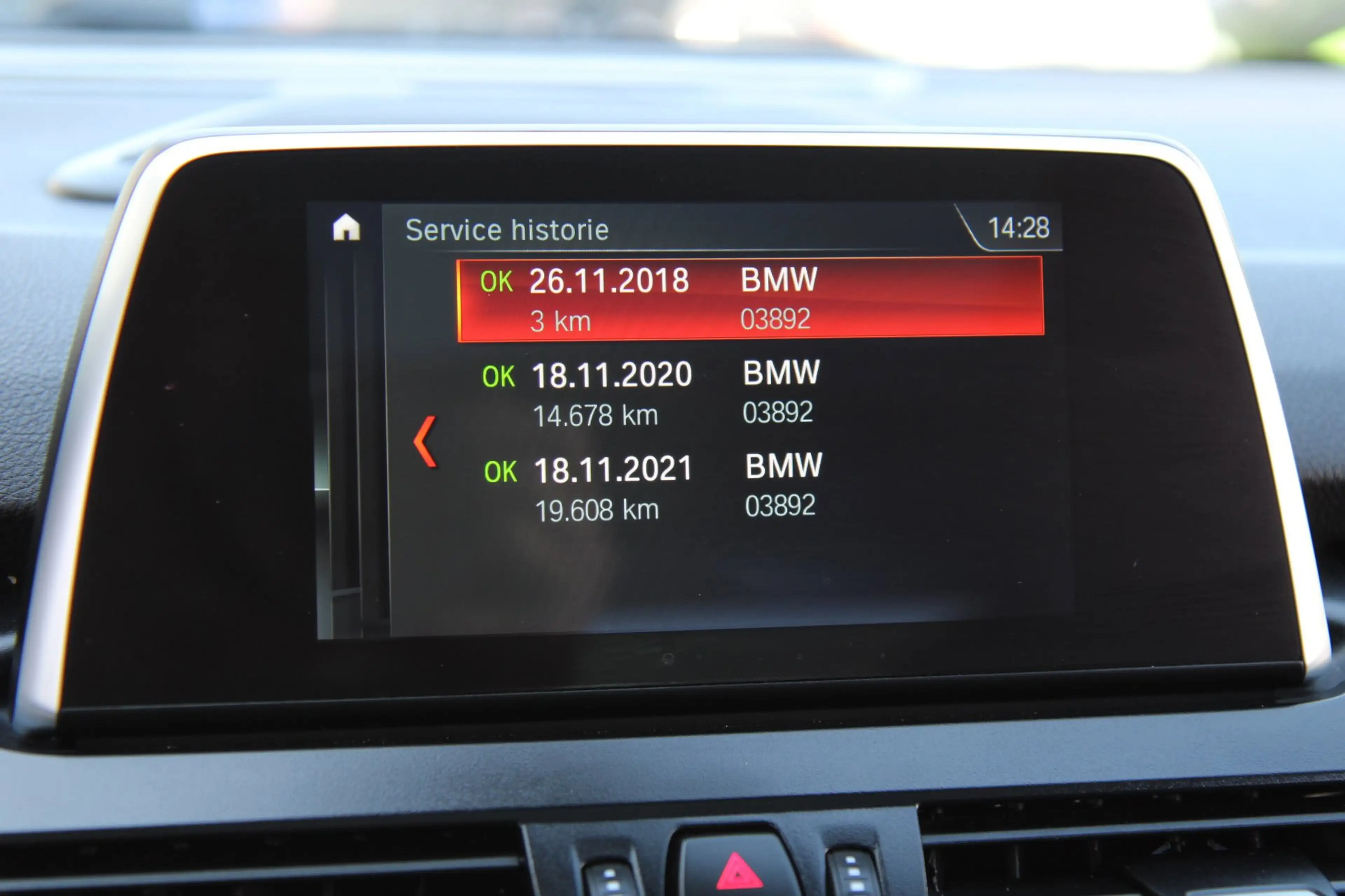 BMW 225 2-serie Active Tourer 225xe iPerformance Pano Came — photo 29