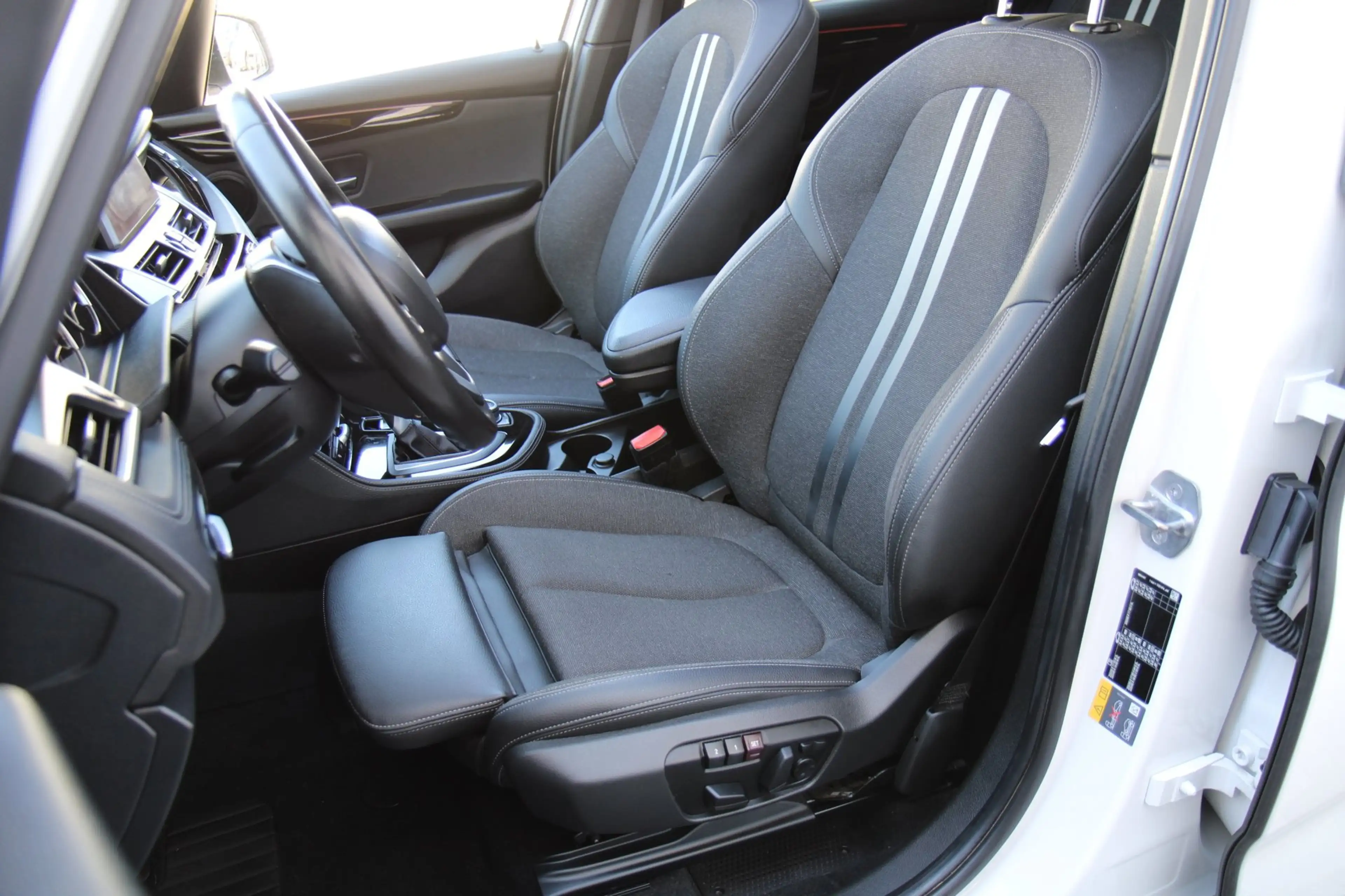BMW 225 2-serie Active Tourer 225xe iPerformance Pano Came — photo 10