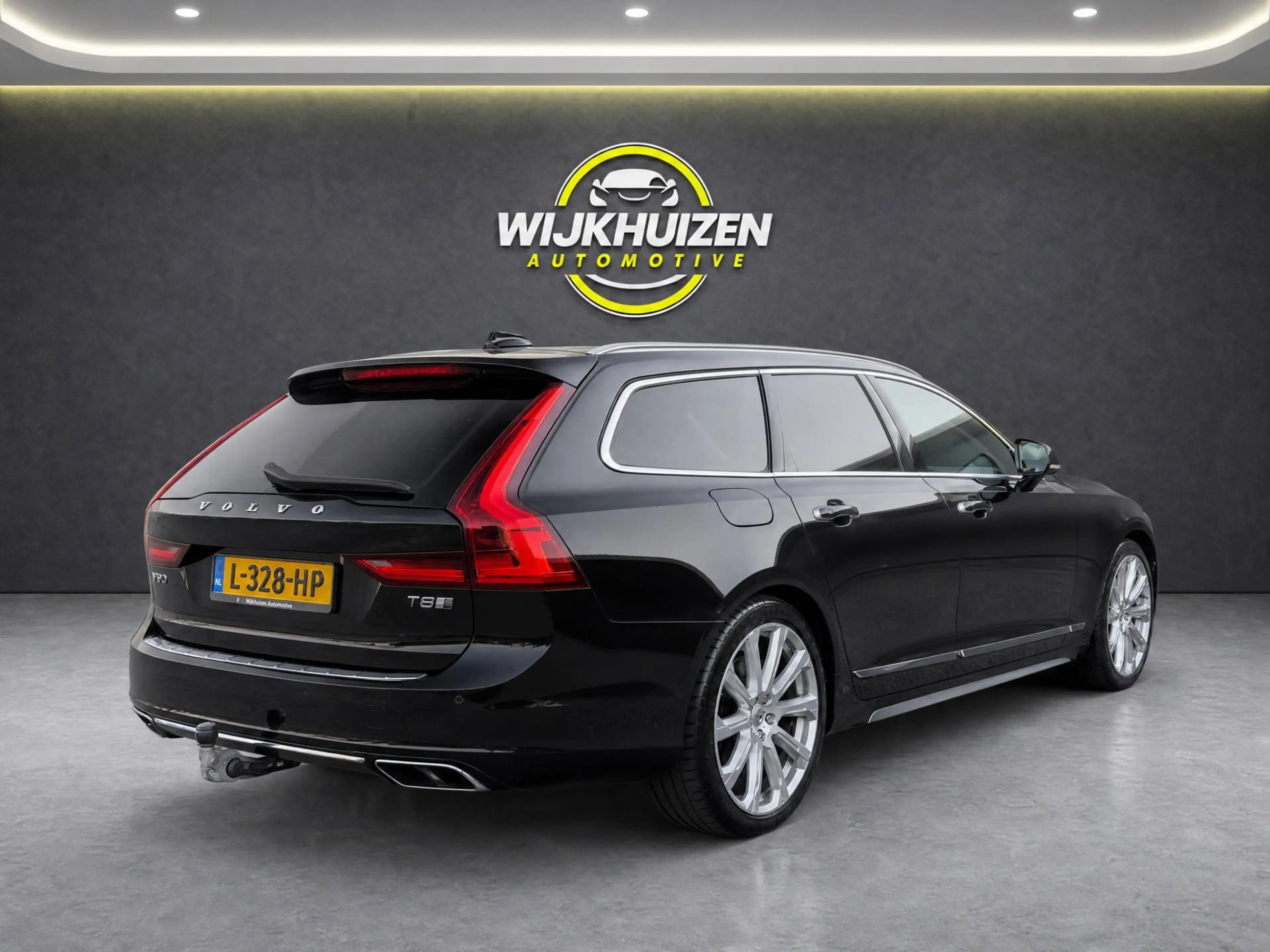 Volvo V90 2.0 T8 AWD Inscription met Panorama dak !!! Leder — photo 4