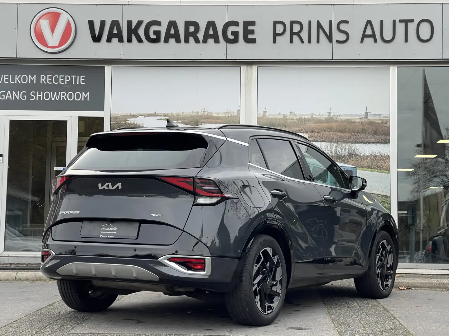 Kia Sportage 1.6 T-GDi Plug-in Hybrid AWD GT-PlusLine |PANO|360 Grijs - 2