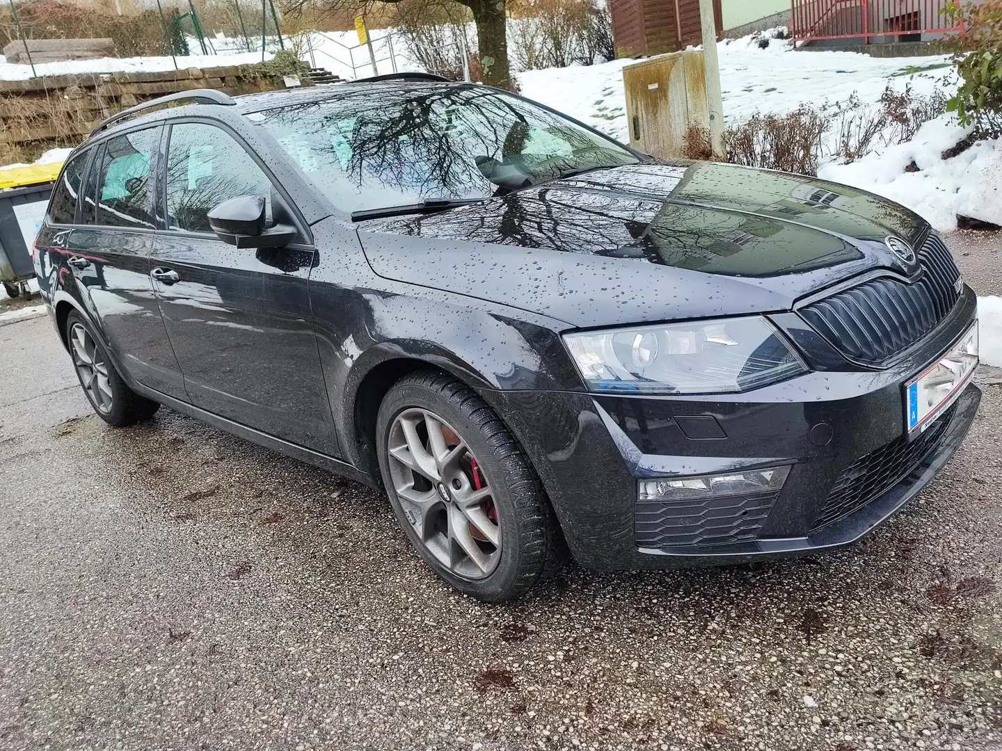 Skoda Octavia Combi RS 2,0 TDI Green tec DSG Černá - 2