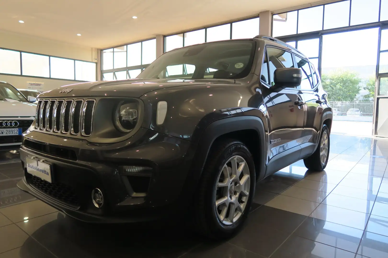 Jeep Renegade Renegade 2019 1.3 t4 Limited 2wd 150cv ddct Grijs - 1
