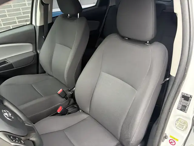 Toyota Yaris view 7