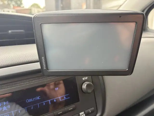 Toyota Yaris view 18