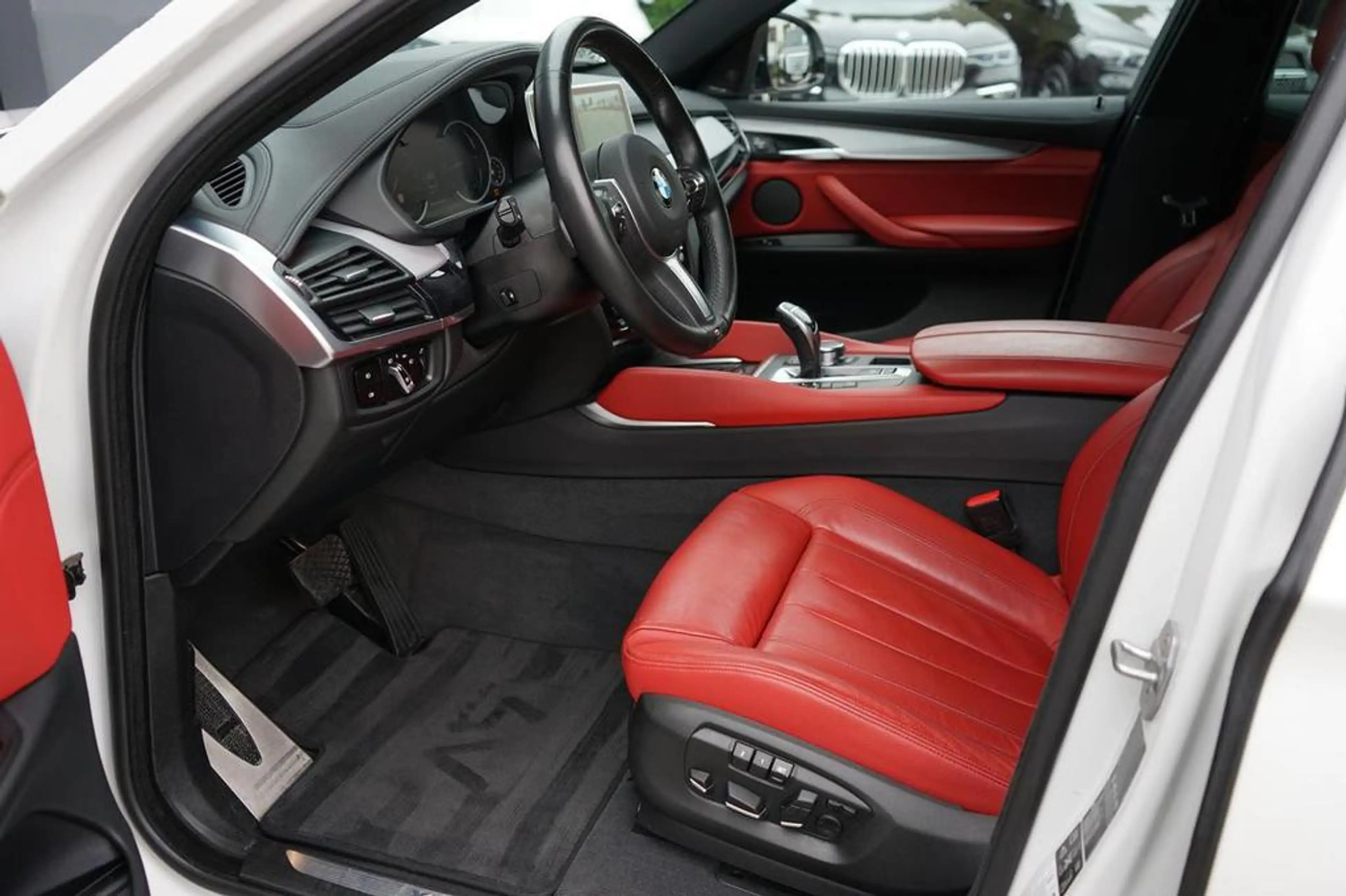 BMW X6 xDrive 30 d — photo 3