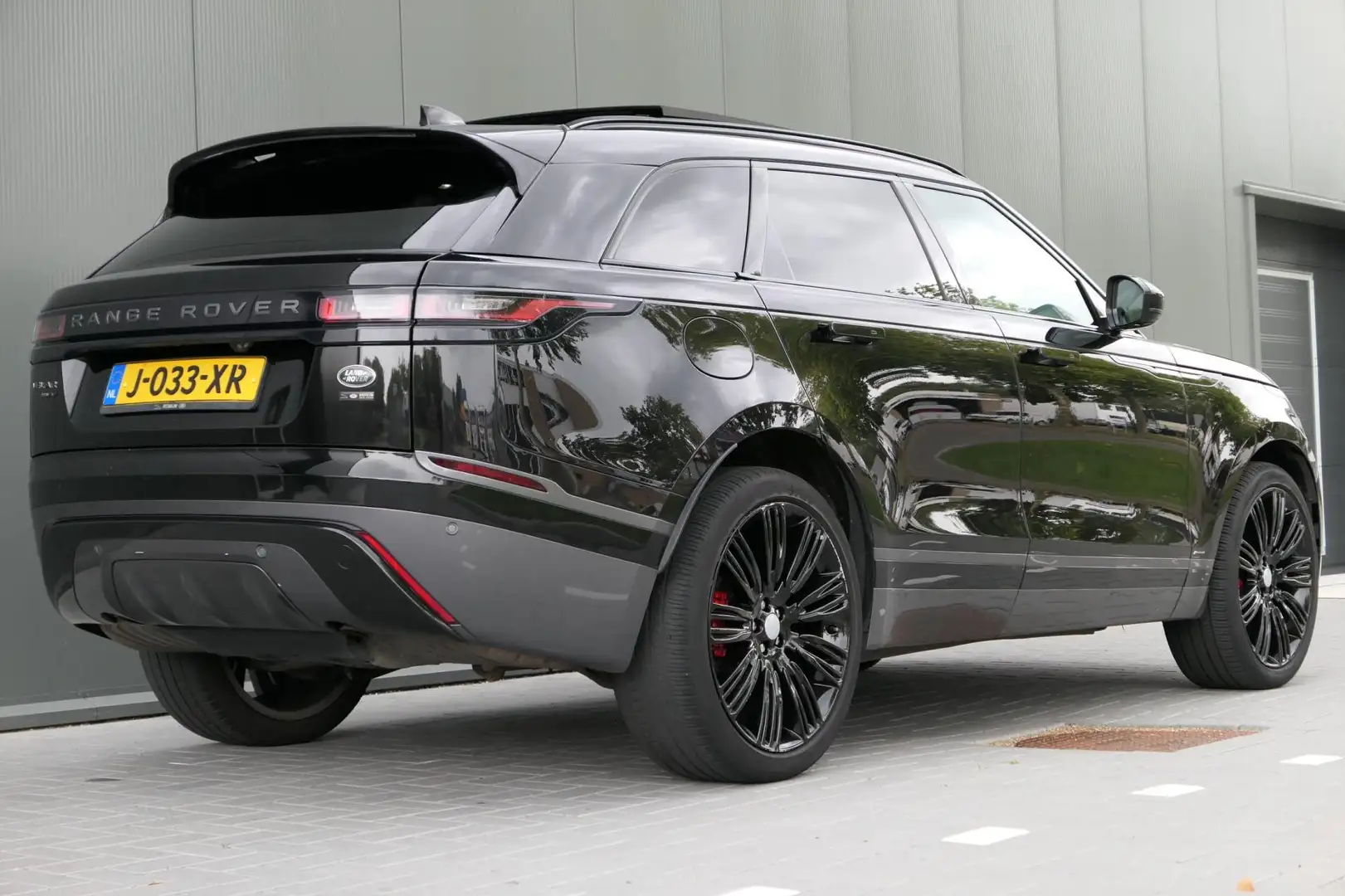 Land Rover Range Rover Velar 2.0 P250 Turbo AWD R-Dynamic HSE Meridian Panorama Noir - 2