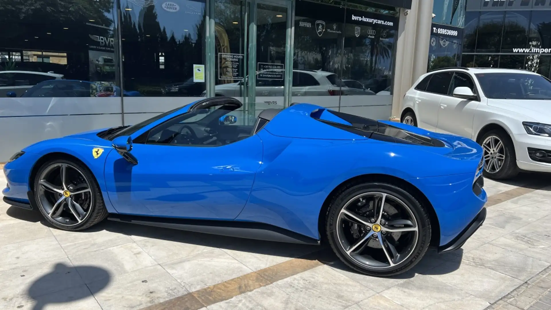 Ferrari 296 GTS Azul - 1