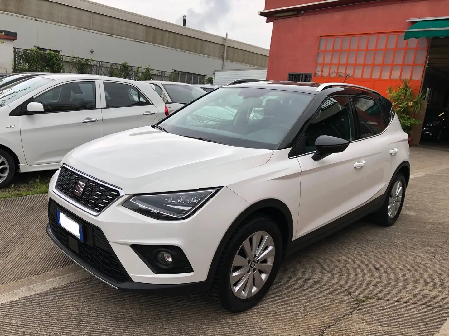 SEAT Arona 1.0 EcoTSI 115 CV Style Bianco - 2