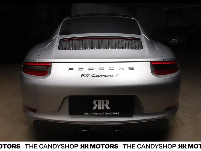 Porsche 991 911 991.2 Carrera T *BOSE*Glas_Dach*GT_Silber* Ansicht 4