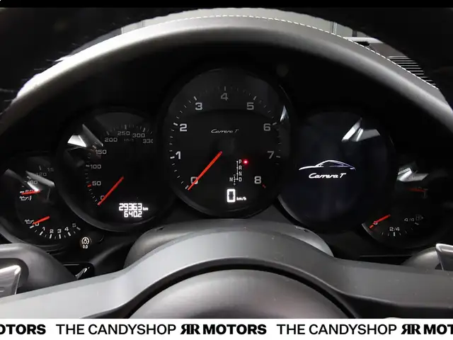 Porsche 991 911 991.2 Carrera T *BOSE*Glas_Dach*GT_Silber* Ansicht 26