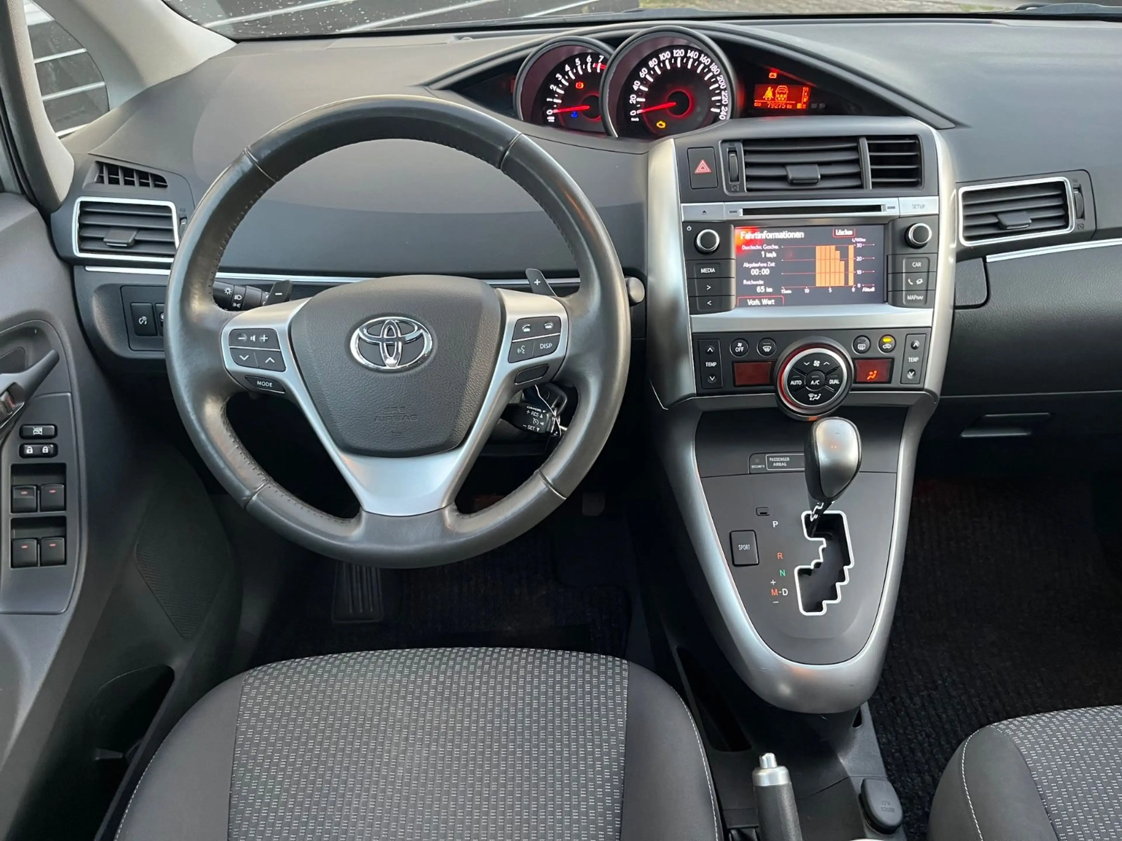 Toyota Verso Life ,7-Sitzer, tüv neu — photo 4