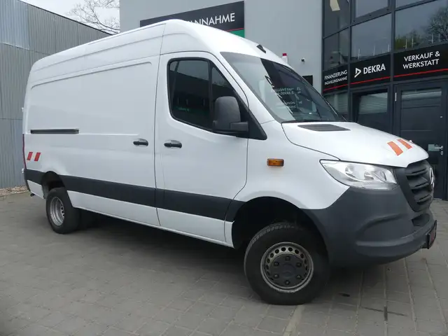 Mercedes-Benz Sprinter 519 CDI 3.0 V6 4x4 Kasten L2 BOTT/STHZ/KAM/AHK