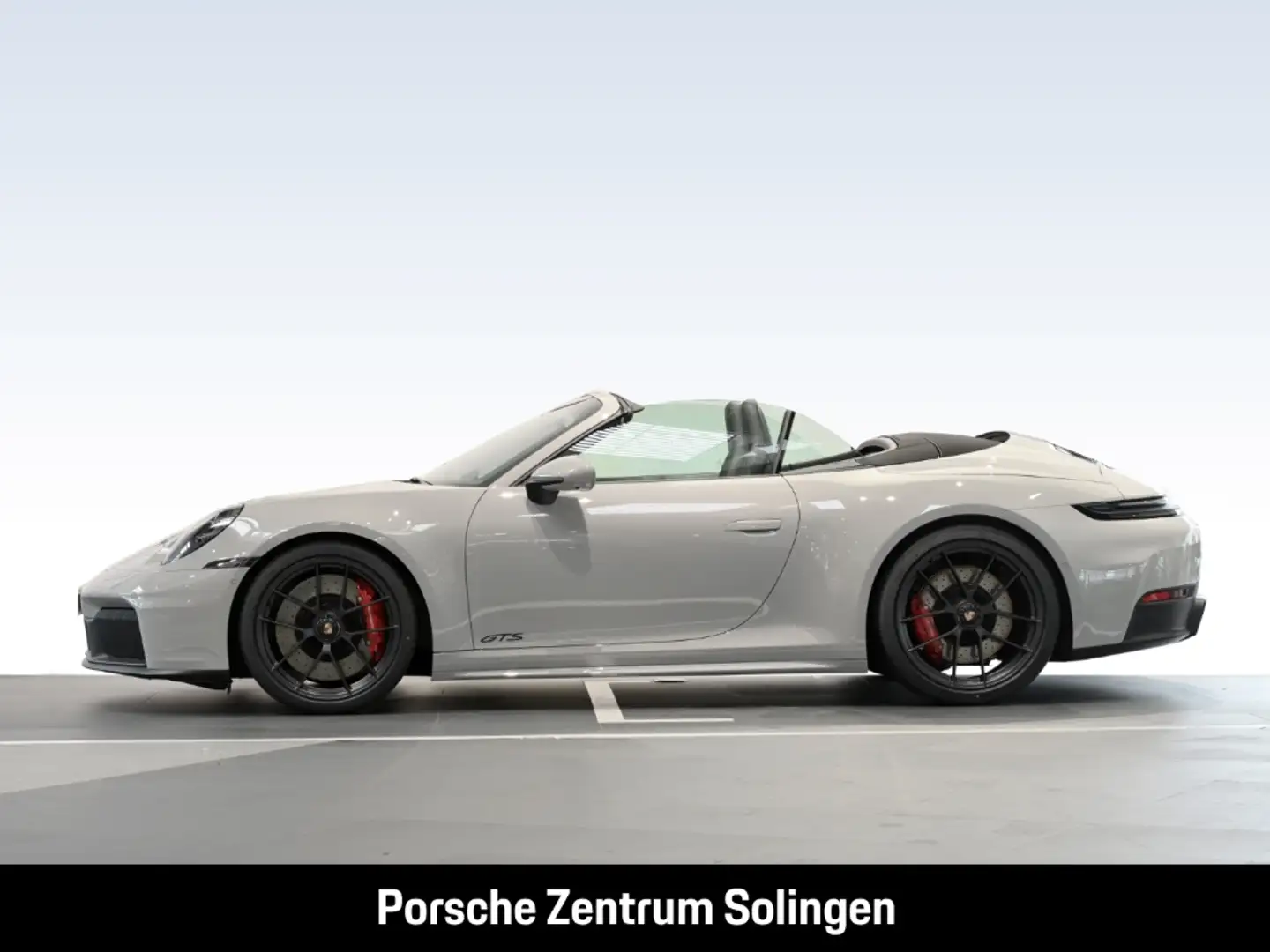 Porsche 911 Carrera GTS Cabriolet BOSE Surround HD Grau - 2