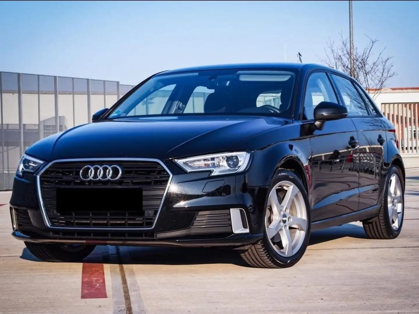 Audi A3 30 TFSI Limousine S tronic sport - 2