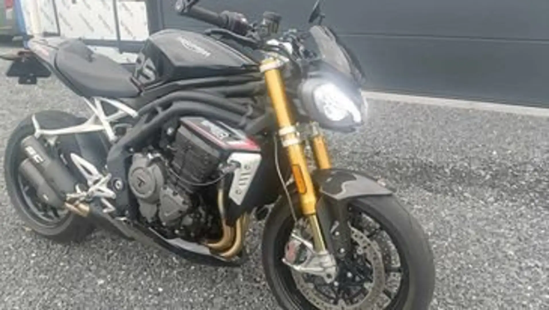 Triumph Speed Triple R Siyah - 2