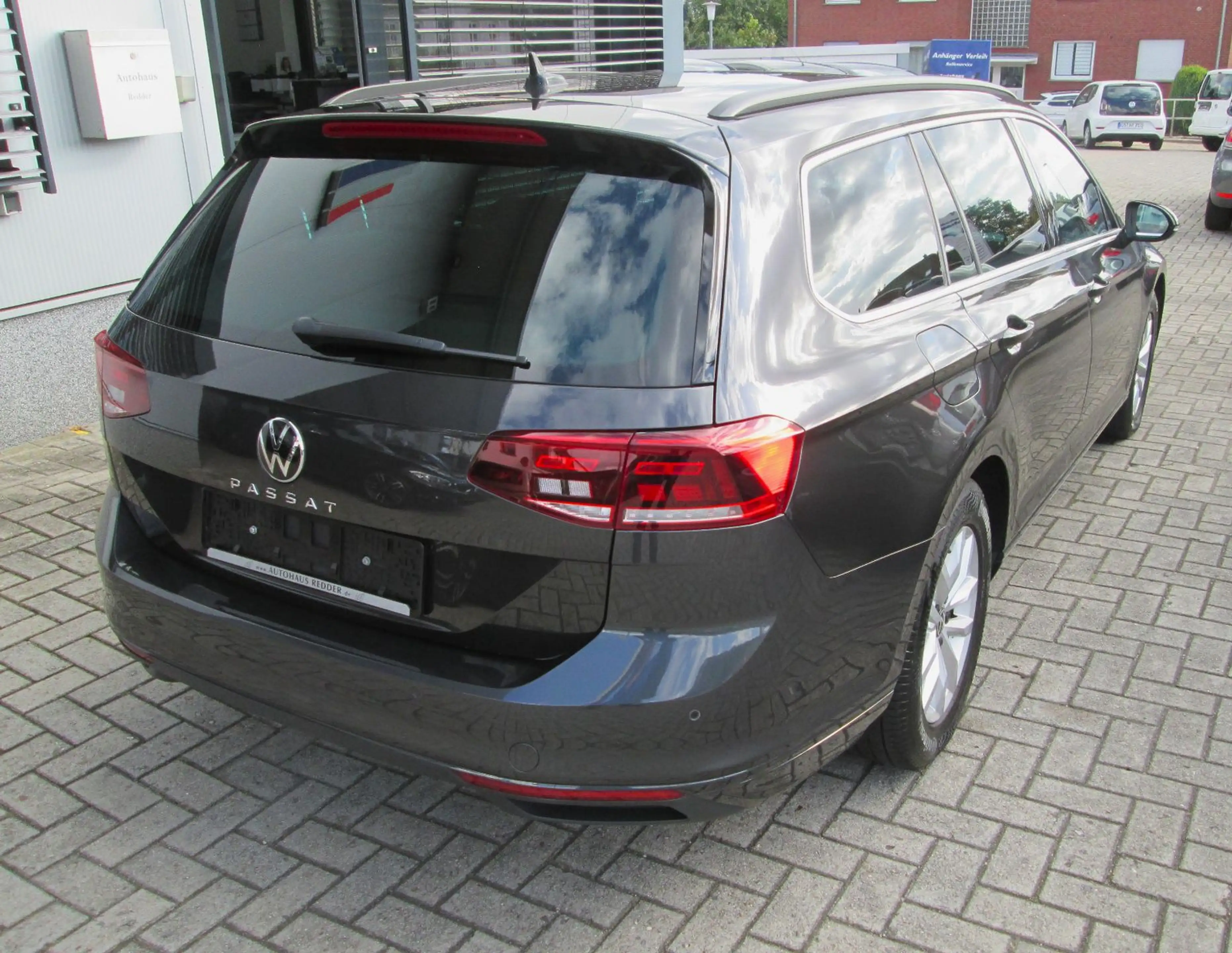 Volkswagen Passat Variant Business — photo 5