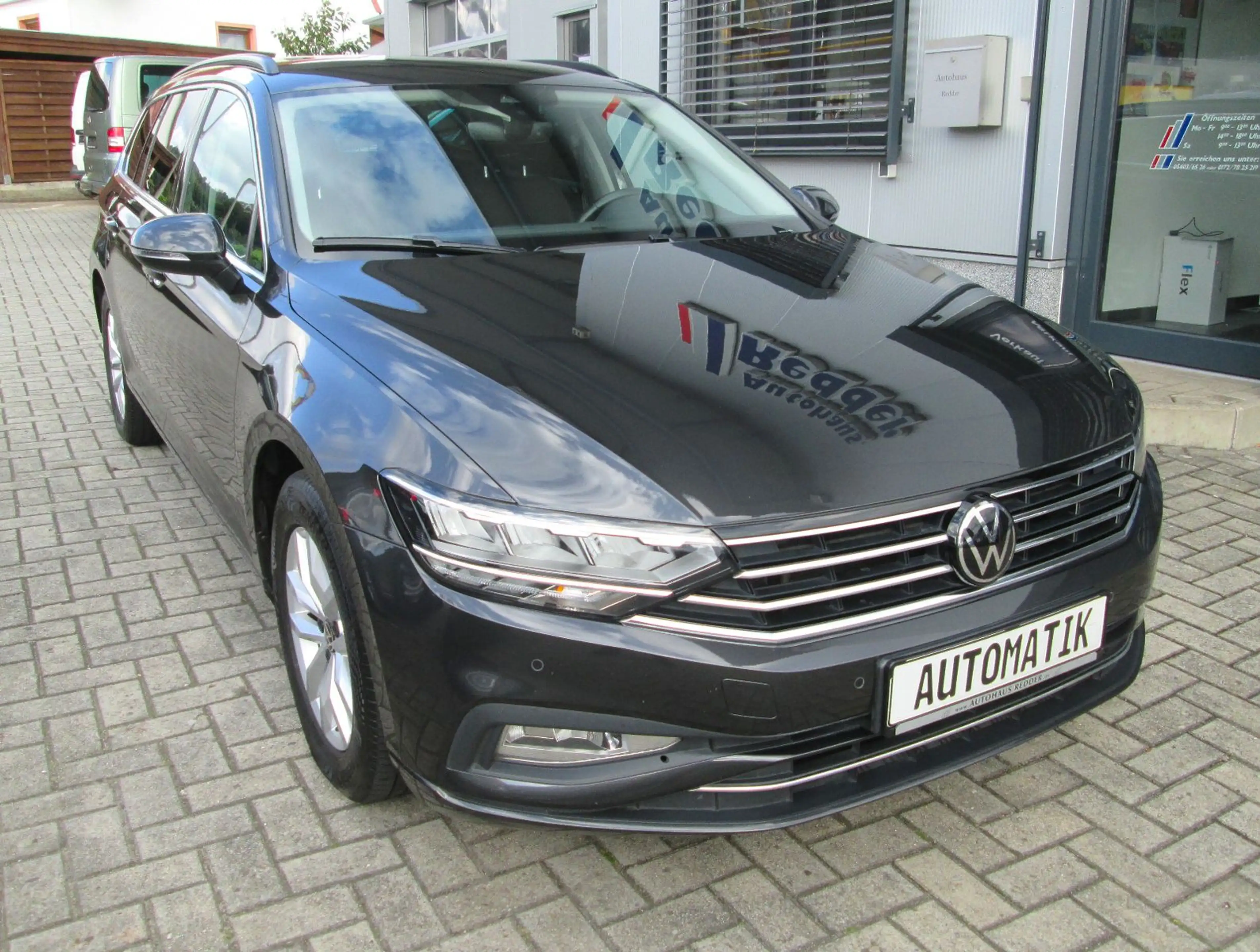 Volkswagen Passat Variant Business — photo 2