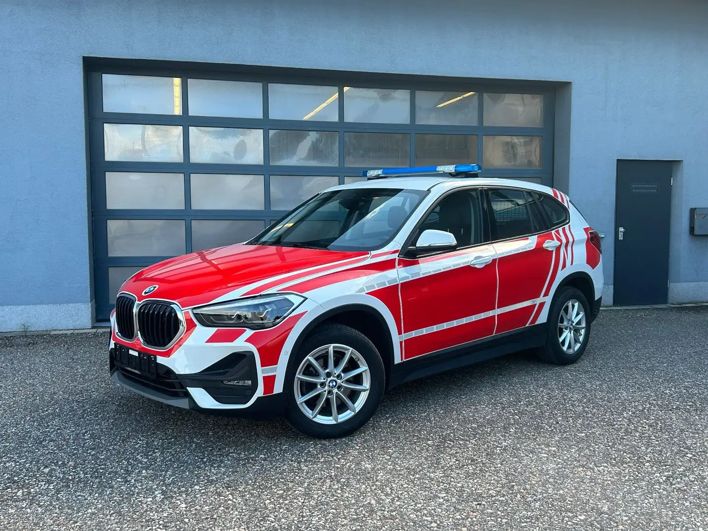 BMW X1 Baureihe X1 xDrive 20d *Feuerwehr, DRK, KdoW* Weiß - 1