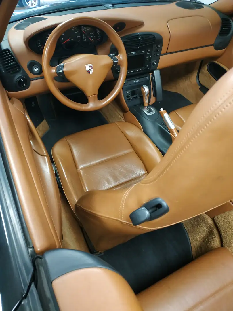 Porsche 997 Porsche 996 Carrera . - 2