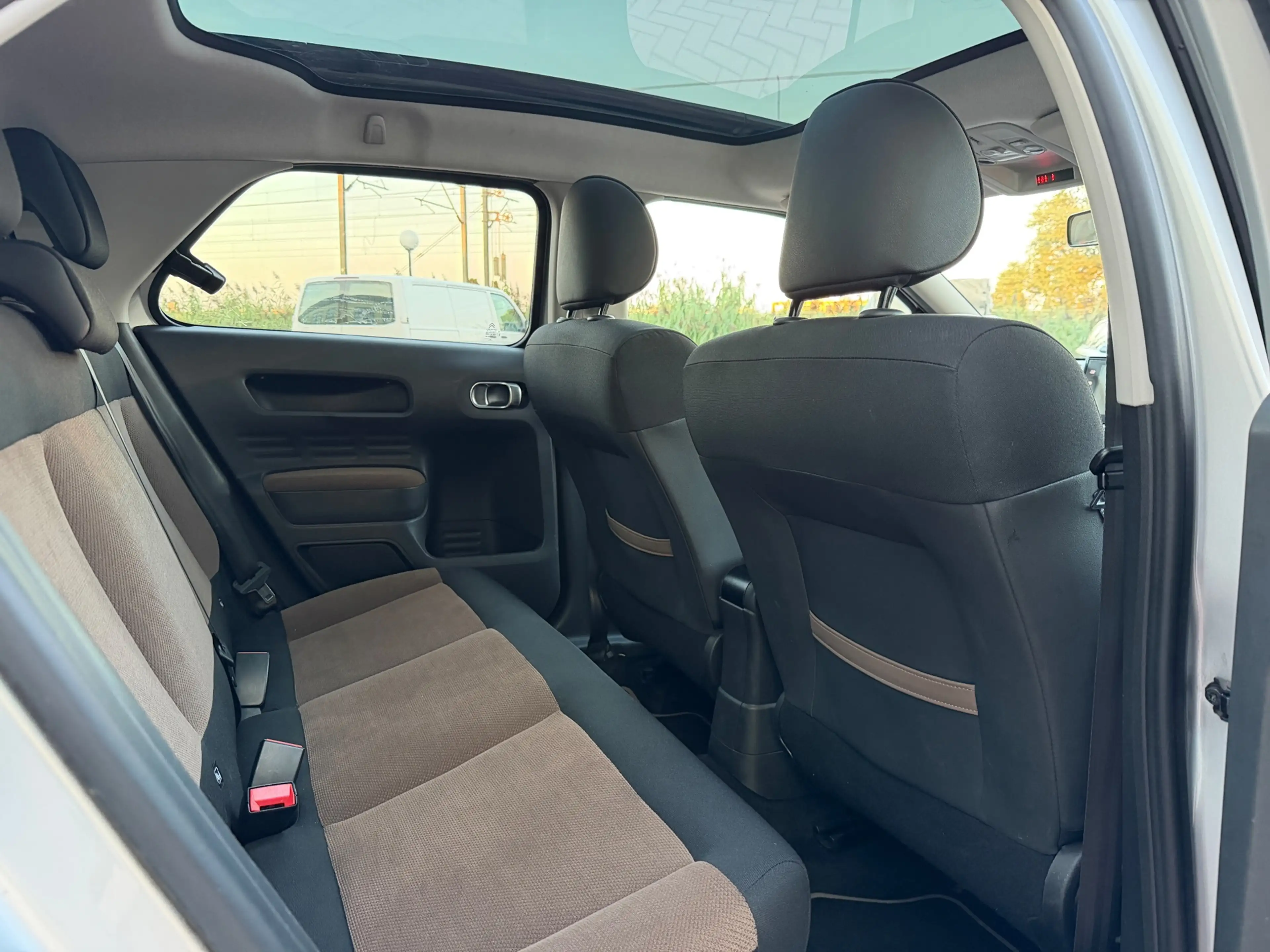 Citroen C4 Cactus 1.2|PANO|Camera|St.Verwarming|Parkassist|Vol| — photo 11
