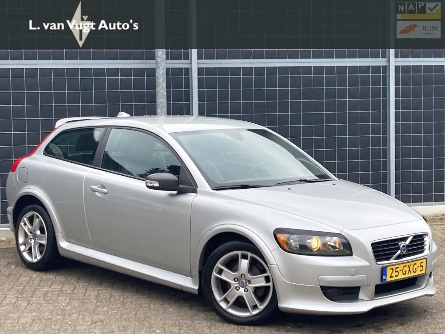 Volvo C30 1.8 Gri - 1