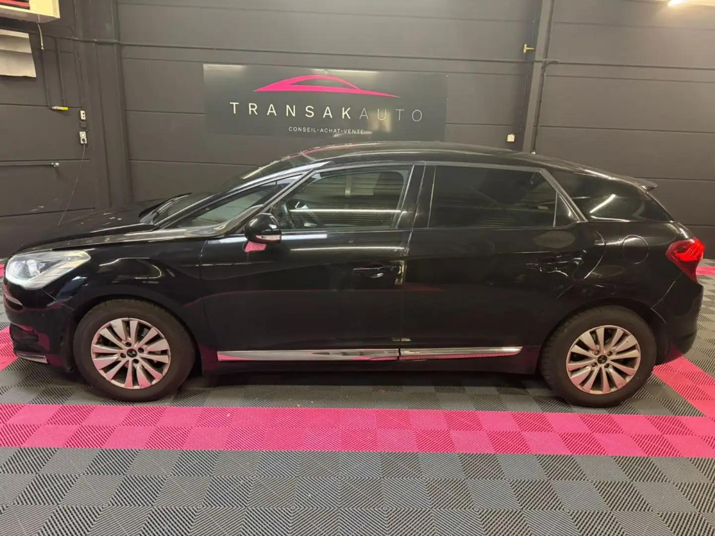 DS Automobiles DS 5 DS5 BlueHDi 120 SS EAT6 So Chic Noir - 2