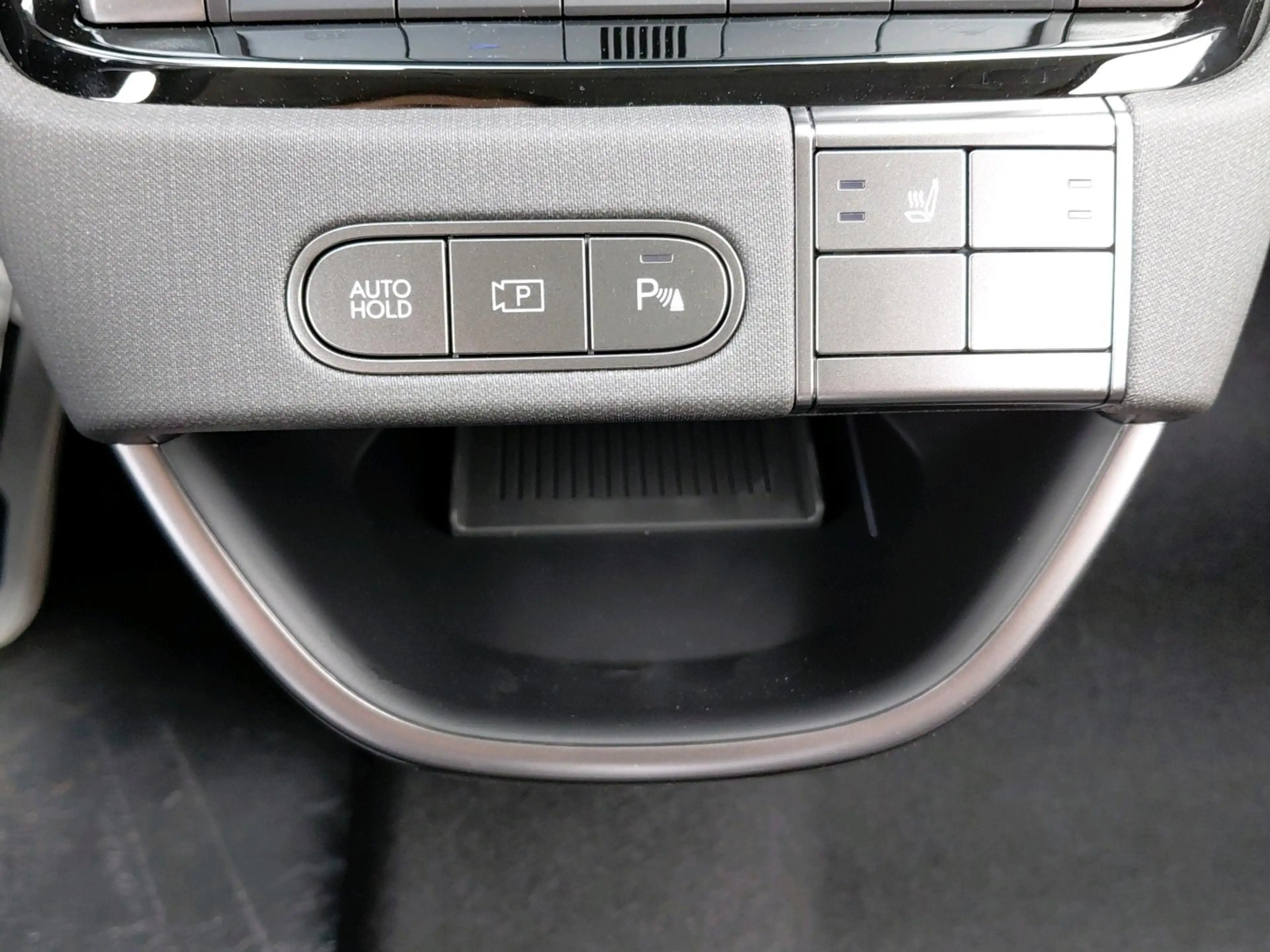 Hyundai Inster Pulse Advanced 42 kWh — photo 12