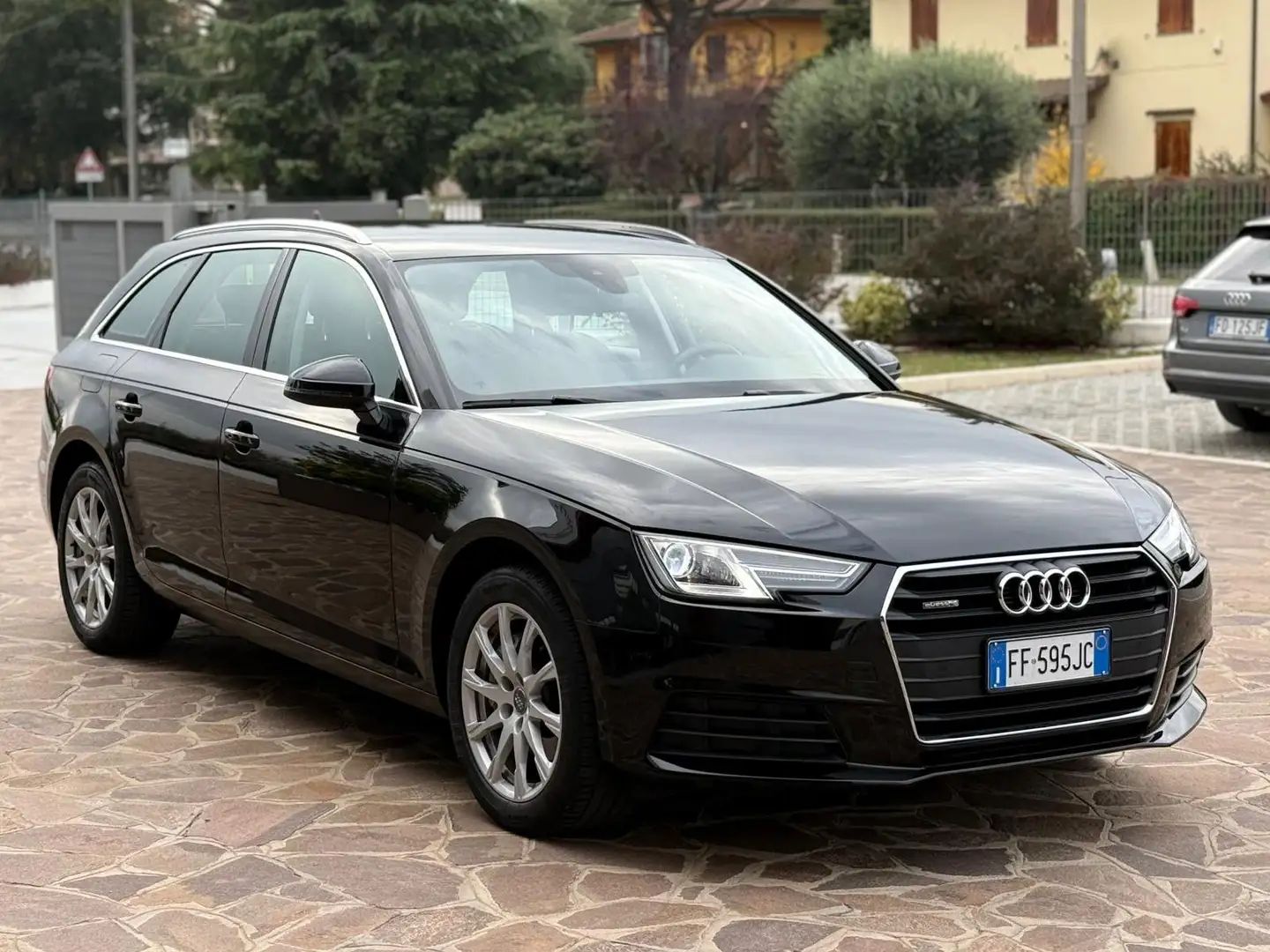 Audi A4 Avant 2.0 tdi quattro 190cv Nero - 1