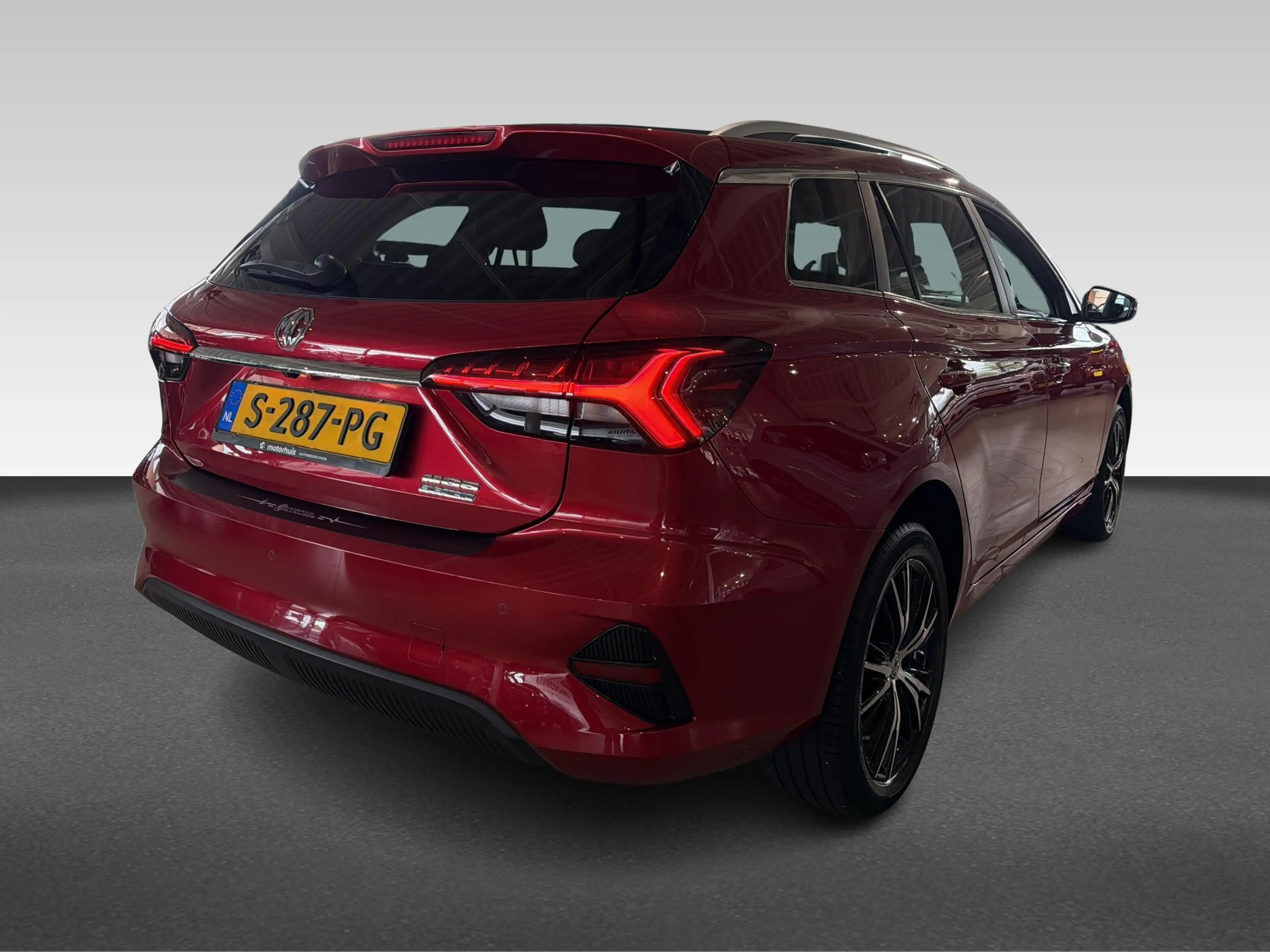 MG MG5 Electric | Apple Carplay/Android Auto|telefooninte — photo 9