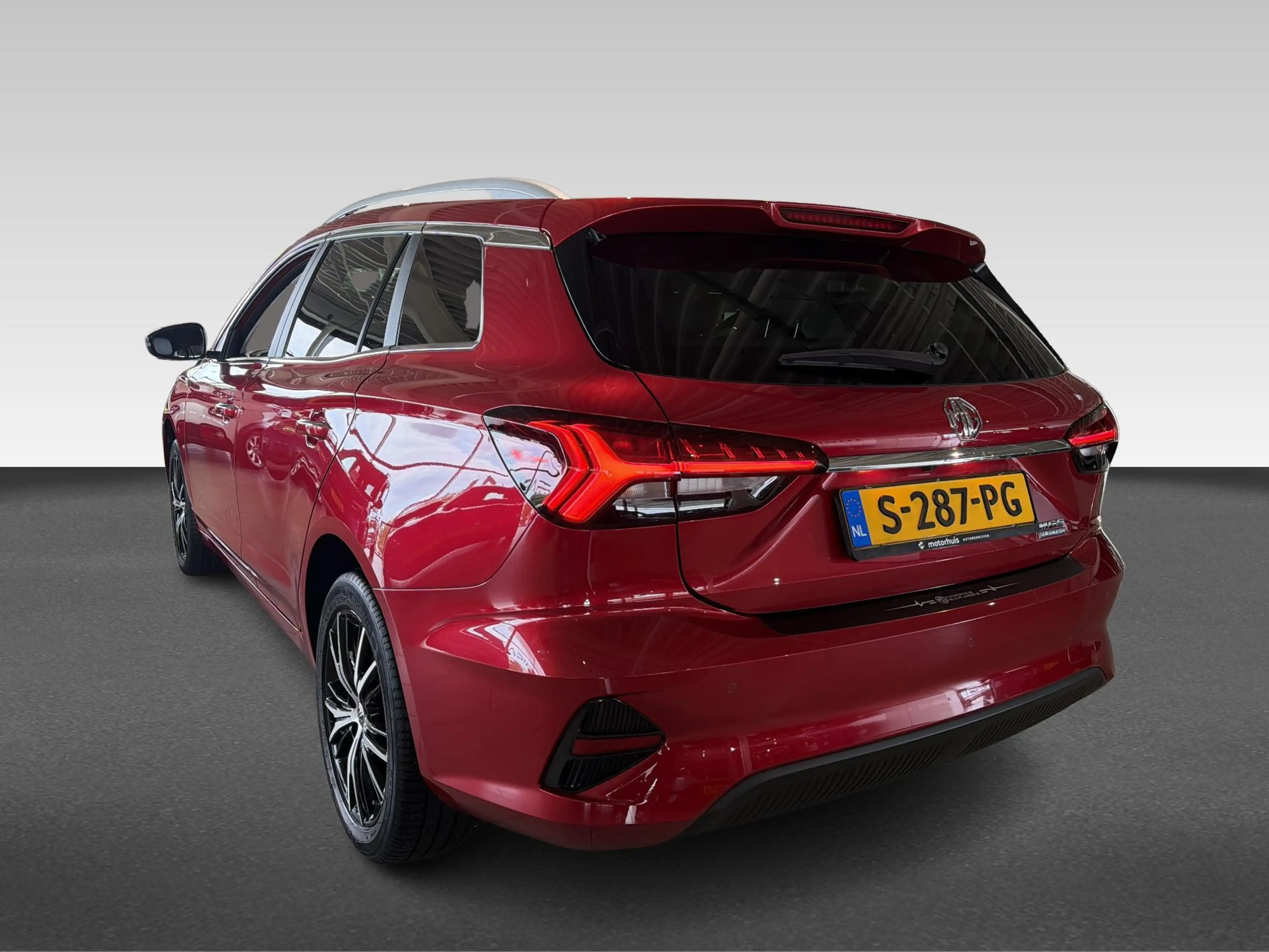 MG MG5 Electric | Apple Carplay/Android Auto|telefooninte — photo 3