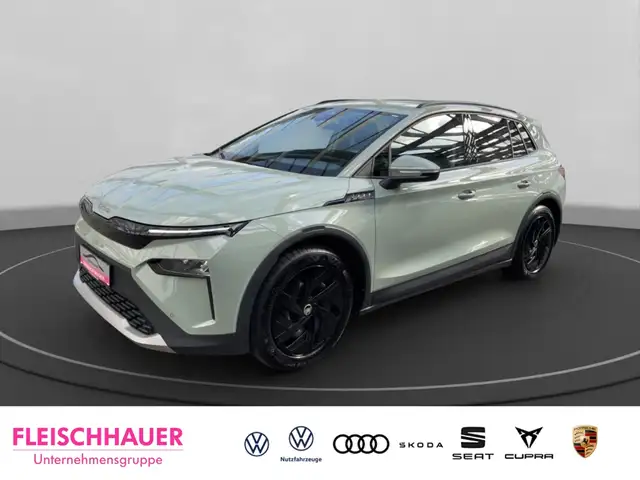 Skoda Elroq Tour Studio 50 125 55 AHK-klappbar Navi Digitales